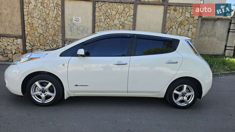 Хетчбек Nissan Leaf 2013 в Одесі фото 37 Хетчбек Nissan Leaf 2013 в Одесі