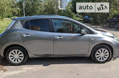 Хетчбек Nissan Leaf 2016 в Києві