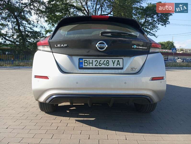 Хэтчбек Nissan Leaf 2021 в Одессе
