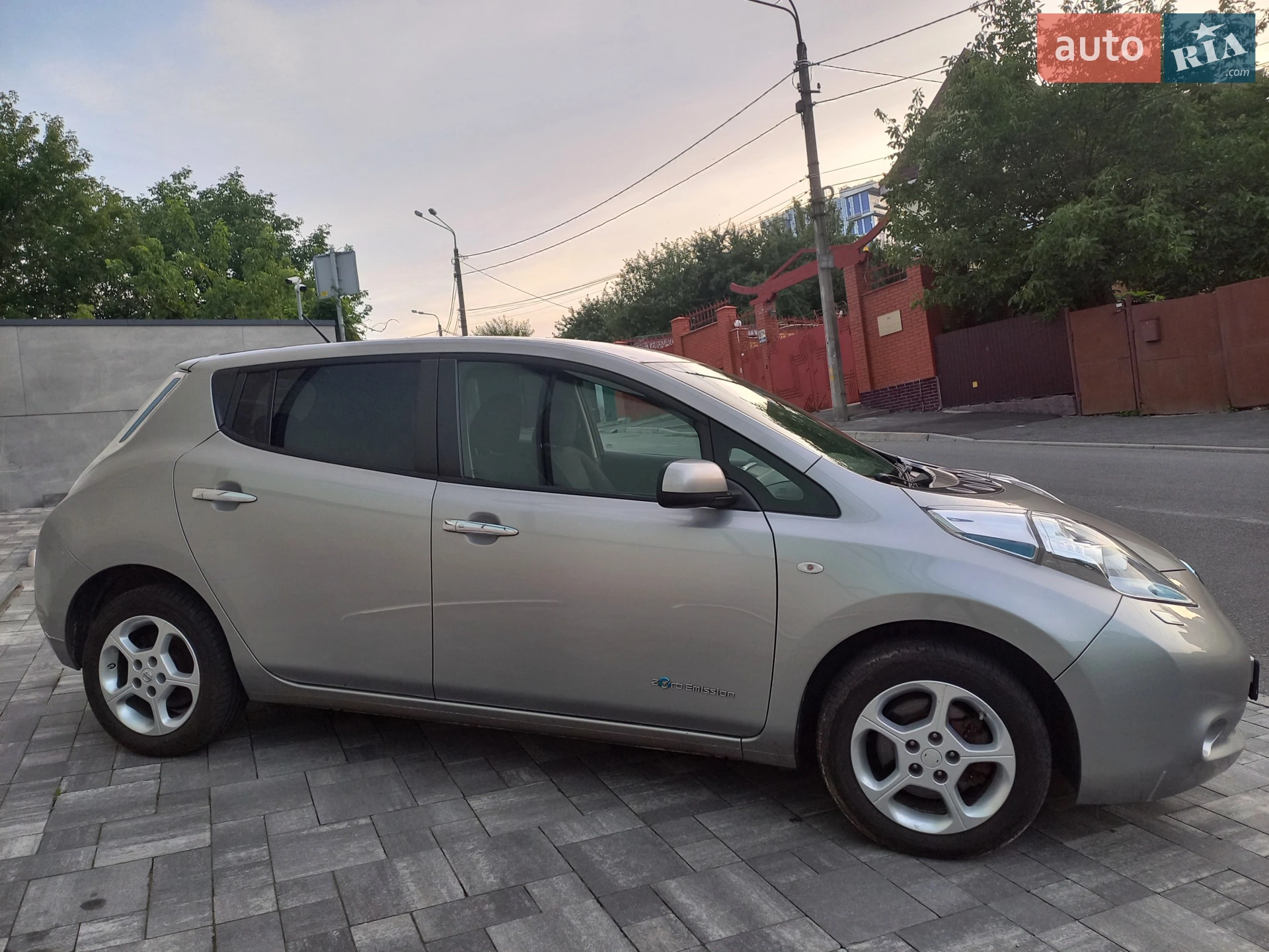 2015 Nissan Leaf - мініатюра 2