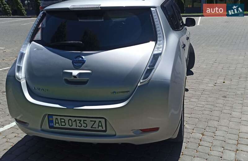 Хетчбек Nissan Leaf 2014 в Вінниці фото 6 Хетчбек Nissan Leaf 2014 в Вінниці