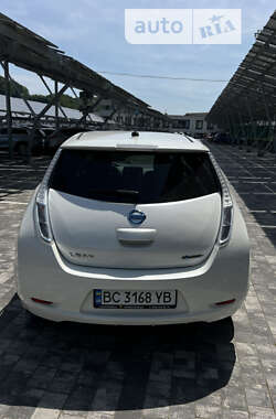 Хетчбек Nissan Leaf 2013 в Львові