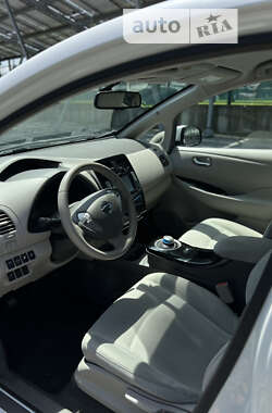 Хетчбек Nissan Leaf 2013 в Львові