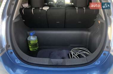 Хэтчбек Nissan Leaf 2011 в Житомире