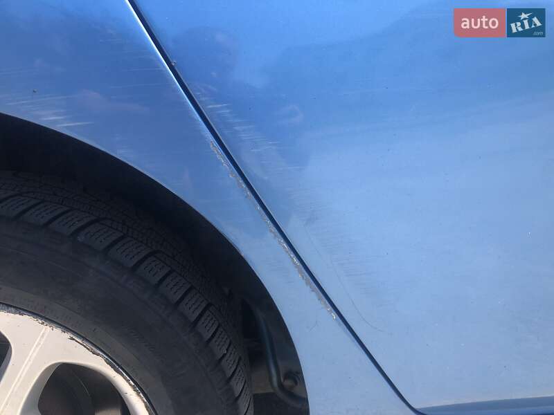 Хэтчбек Nissan Leaf 2011 в Житомире