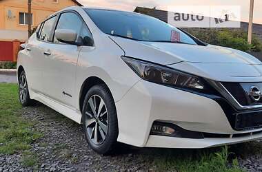 Хэтчбек Nissan Leaf 2019 в Немирове