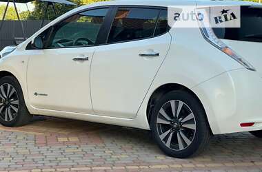 Хэтчбек Nissan Leaf 2017 в Дрогобыче