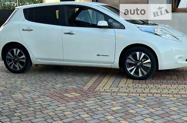 Хэтчбек Nissan Leaf 2017 в Дрогобыче