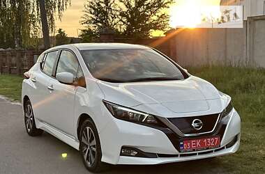 Хэтчбек Nissan Leaf 2019 в Ровно