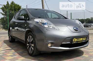 Хетчбек Nissan Leaf 2015 в Стрию