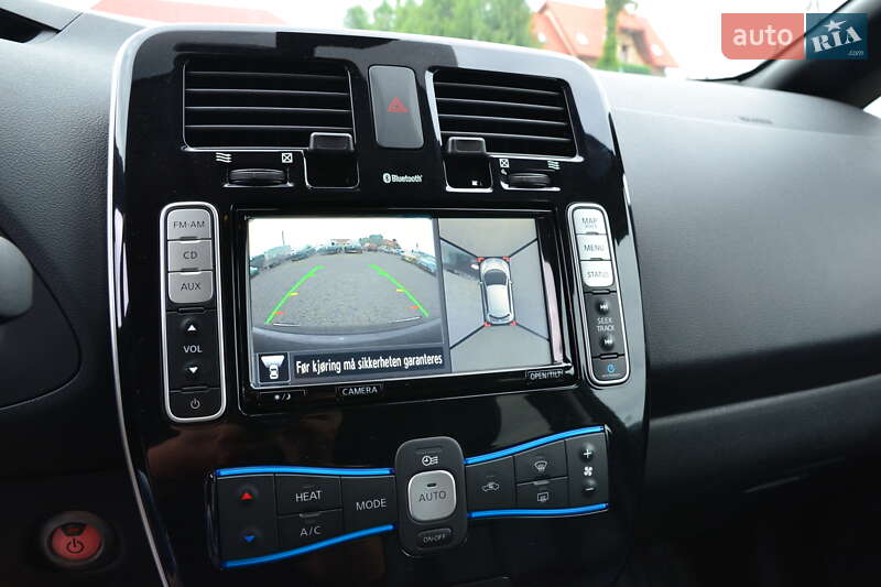 Хэтчбек Nissan Leaf 2014 в Луцке