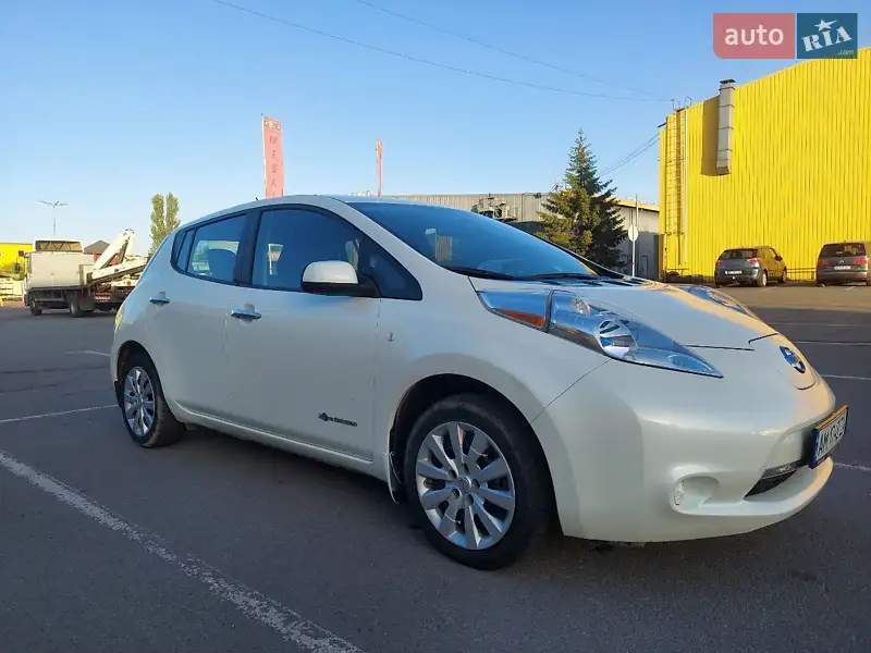 Nissan Leaf 2015