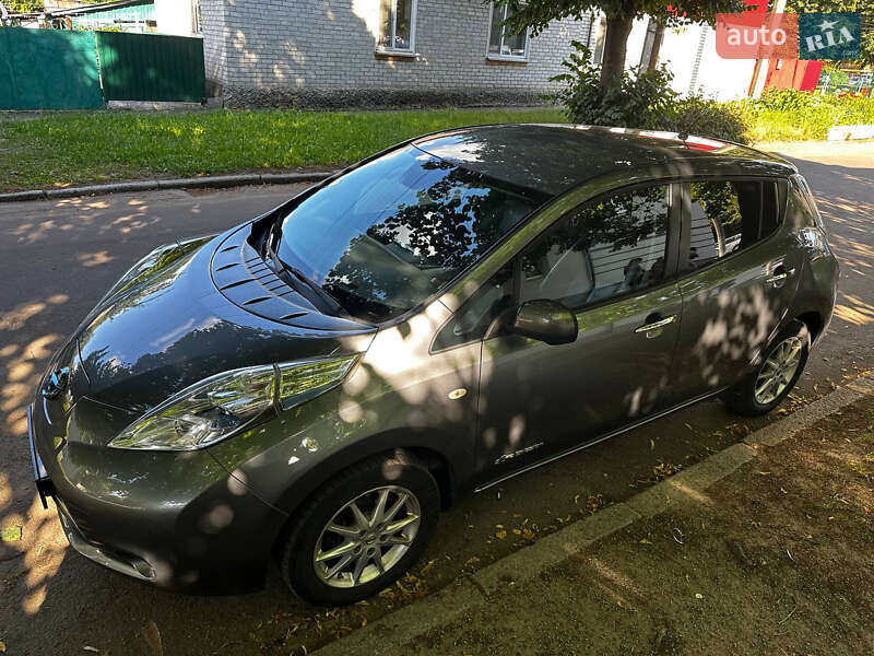 Хэтчбек Nissan Leaf 2013 в Житомире