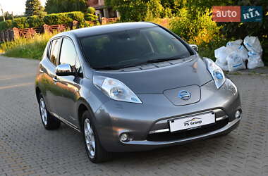 Хэтчбек Nissan Leaf 2014 в 