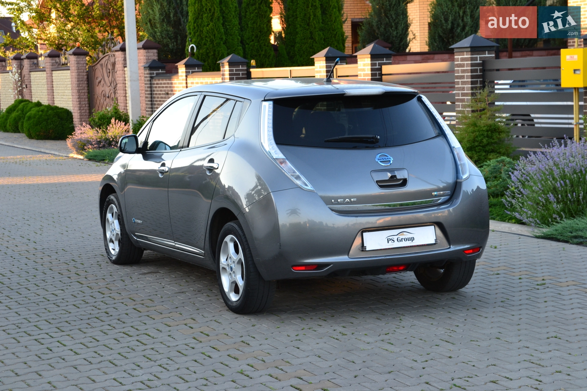2014 Nissan Leaf - мініатюра 10