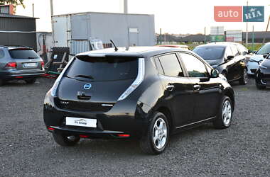 Хетчбек Nissan Leaf 2013 в 