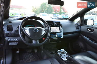 Хетчбек Nissan Leaf 2013 в 