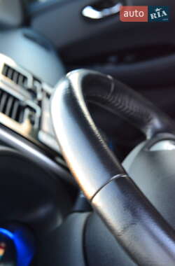 Хетчбек Nissan Leaf 2013 в 