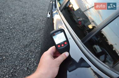 Хетчбек Nissan Leaf 2013 в 