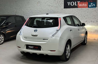 Хэтчбек Nissan Leaf 2013 в Владимире