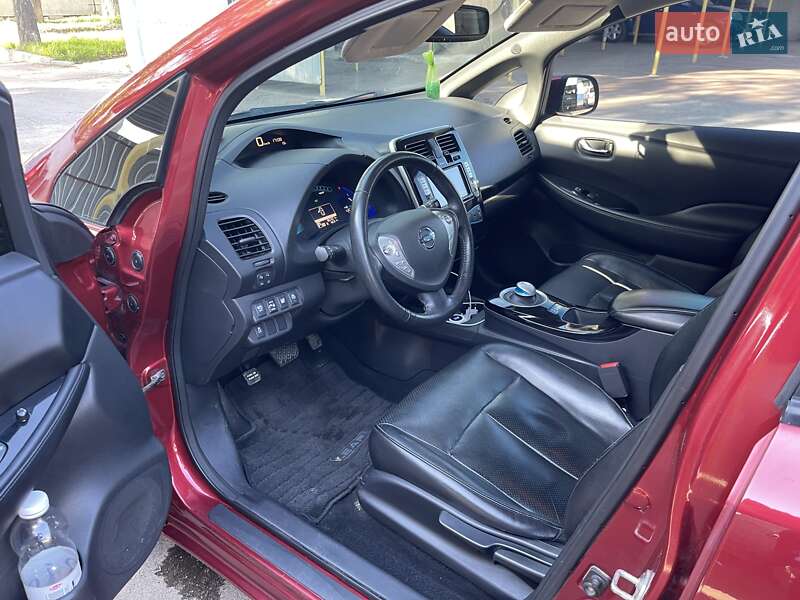 Хетчбек Nissan Leaf 2013 в Сумах фото 12 Хетчбек Nissan Leaf 2013 в Сумах