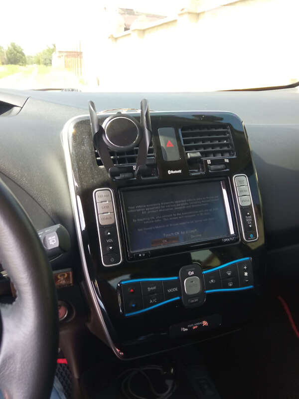 Хэтчбек Nissan Leaf 2017 в Одессе