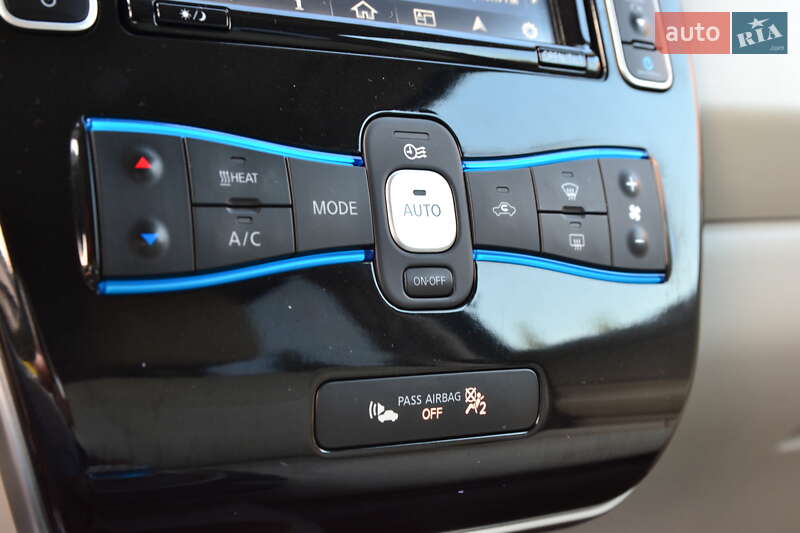 Хэтчбек Nissan Leaf 2016 в Луцке фото 26 Хэтчбек Nissan Leaf 2016 в Луцке
