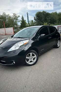 Хэтчбек Nissan Leaf 2014 в 