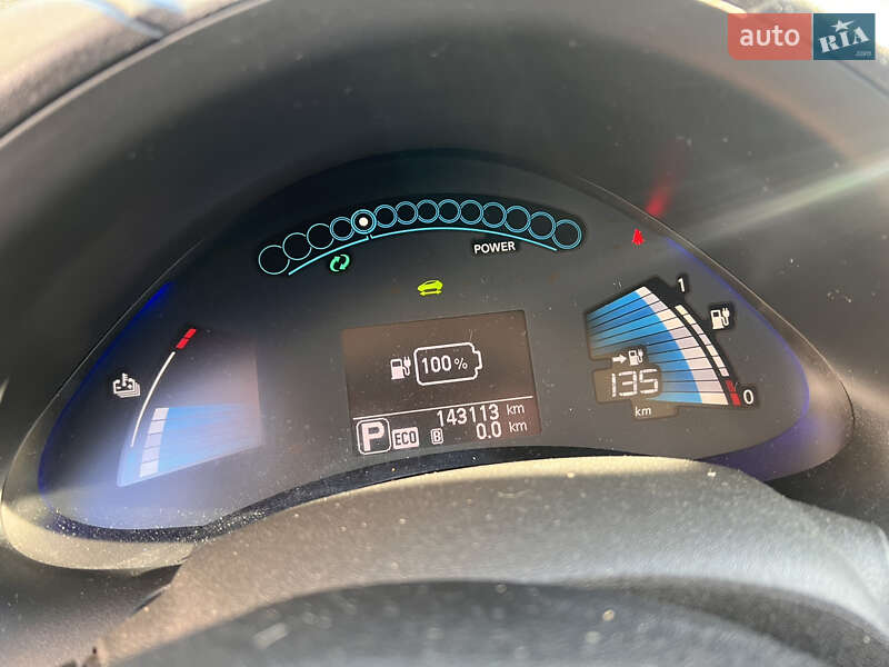 Хэтчбек Nissan Leaf 2014 в Львове