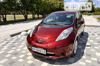 Хэтчбек Nissan Leaf 2016 в Запорожье