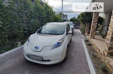 Хэтчбек Nissan Leaf 2013 в Ужгороде