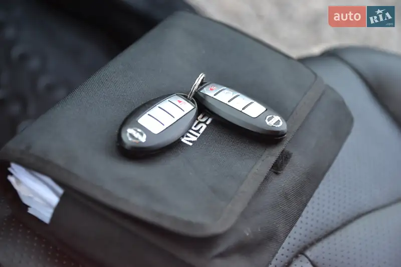 Хетчбек Nissan Leaf 2014 в Луцьку документ