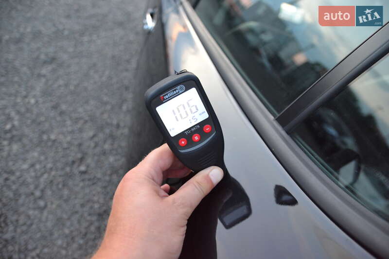 Хетчбек Nissan Leaf 2014 в Луцьку