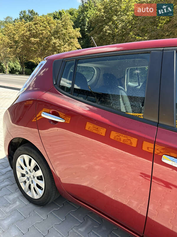 Хэтчбек Nissan Leaf 2015 в Белой Церкви фото 12 Хэтчбек Nissan Leaf 2015 в Белой Церкви