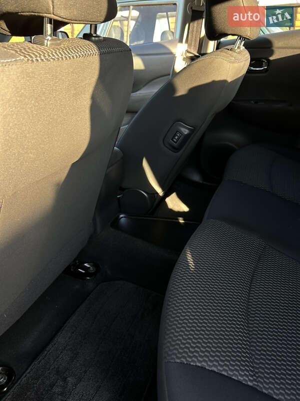 Хэтчбек Nissan Leaf 2015 в Белой Церкви фото 39 Хэтчбек Nissan Leaf 2015 в Белой Церкви