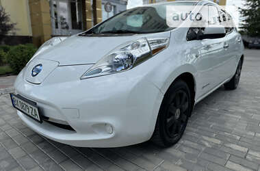 Хэтчбек Nissan Leaf 2014 в Каменец-Подольском