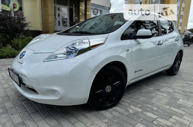 Хэтчбек Nissan Leaf 2014 в Каменец-Подольском