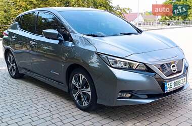 Хэтчбек Nissan Leaf 2019 в Магдалиновке