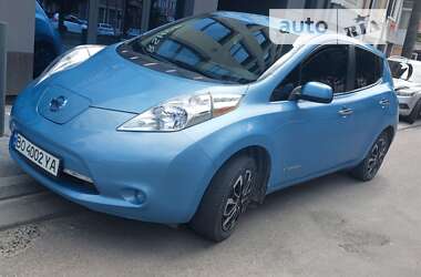 Хетчбек Nissan Leaf 2014 в Тернополі