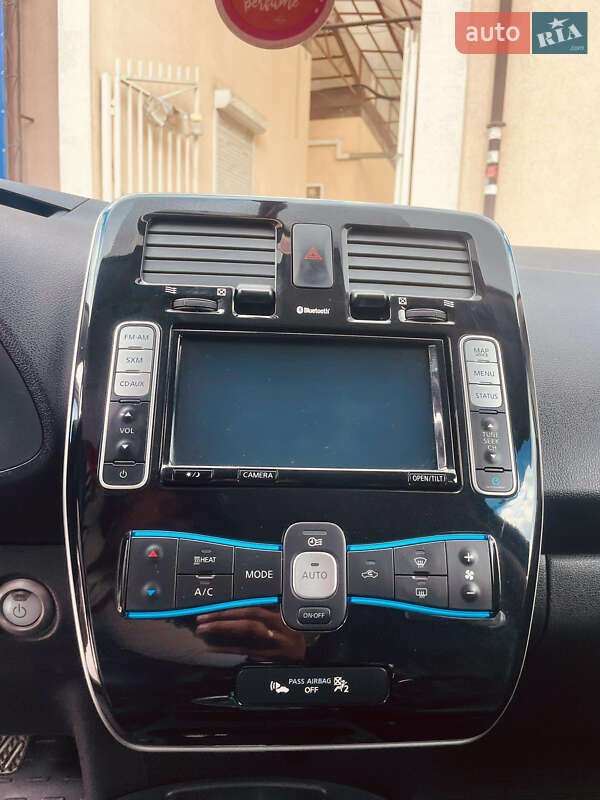 Хэтчбек Nissan Leaf 2016 в Виннице
