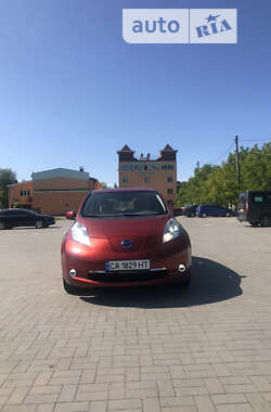 Хетчбек Nissan Leaf 2012 в Умані