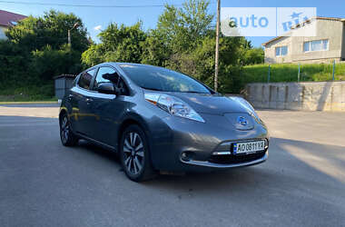 Хэтчбек Nissan Leaf 2015 в Ужгороде