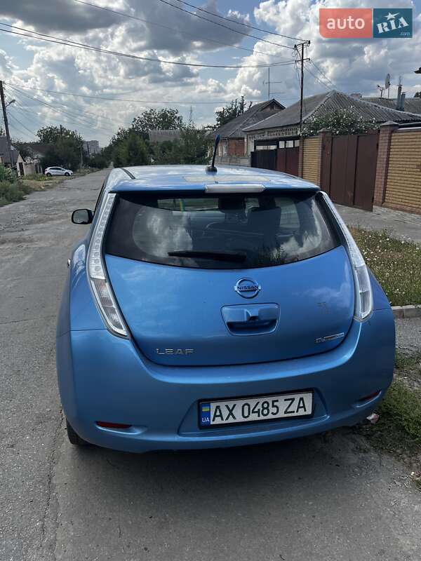 Хетчбек Nissan Leaf 2013 в Харкові