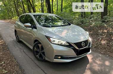 Хэтчбек Nissan Leaf 2020 в Полтаве