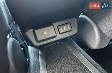 Хэтчбек Nissan Leaf 2019 в 
