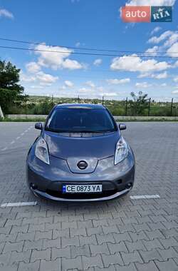 Хэтчбек Nissan Leaf 2014 в 