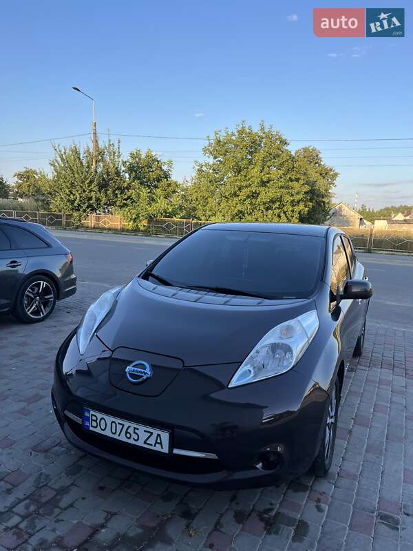 Хетчбек Nissan Leaf 2016 в Тернополі