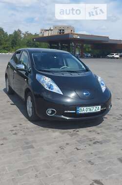 Хэтчбек Nissan Leaf 2013 в Пятихатках