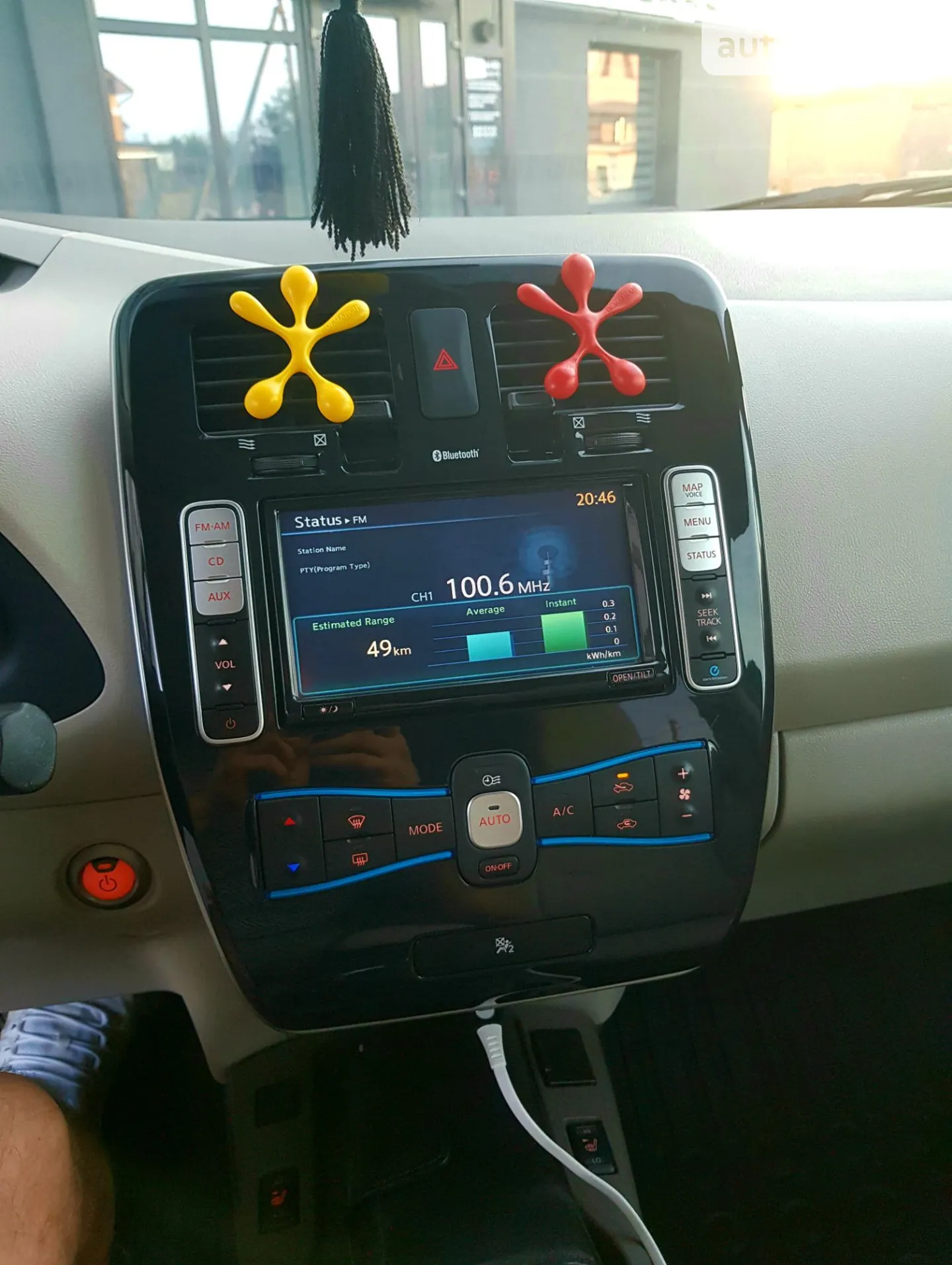 2012 Nissan Leaf - мініатюра 12