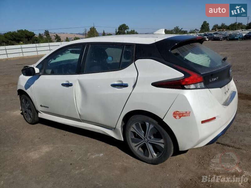 Хэтчбек Nissan Leaf 2018 в Виннице